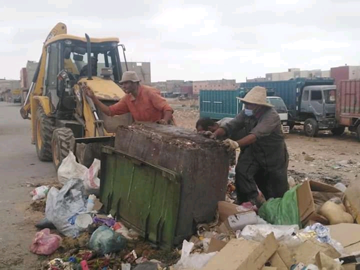 تعبئة شاملة لعمال النظافة بجماعة سيدي علي بنحمدوش لجمع نفايات العيد