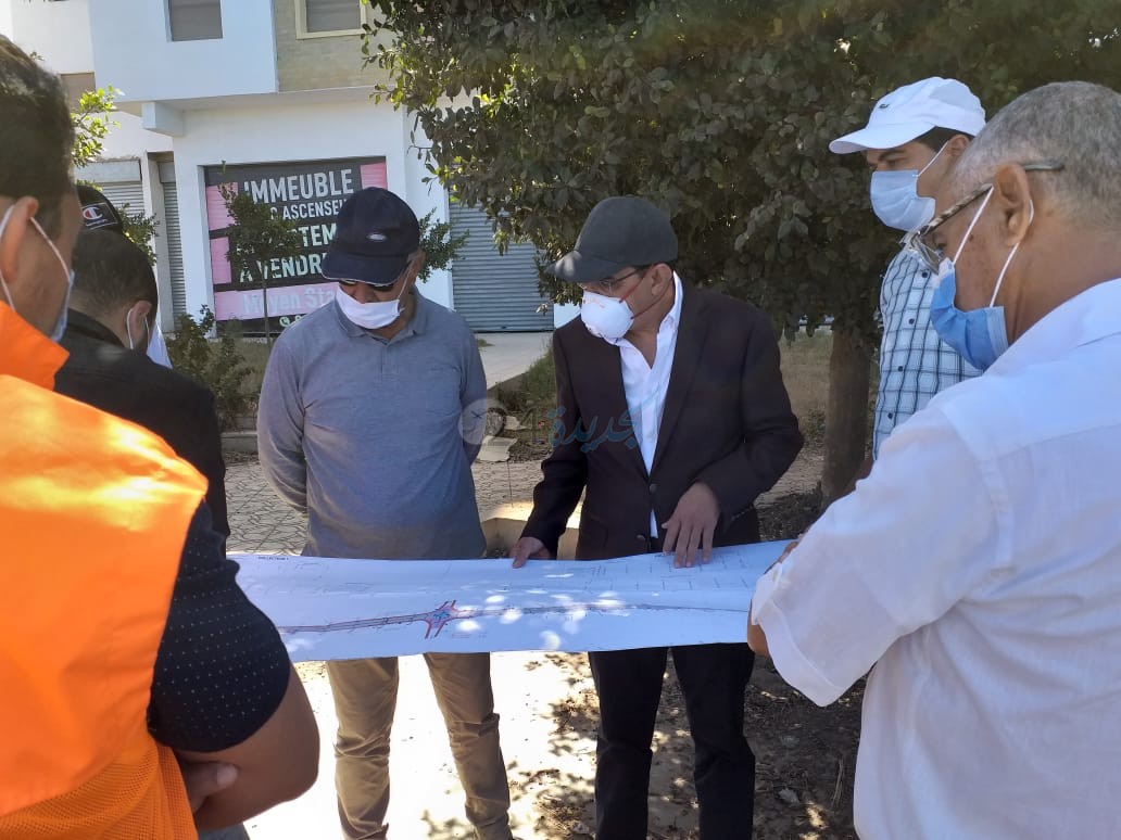 الكروج يتفقد مشروع تهيئة الطريق بين الجديدة و سيدي بوزيد ويطالب بتسريع وتيرة الأشغال