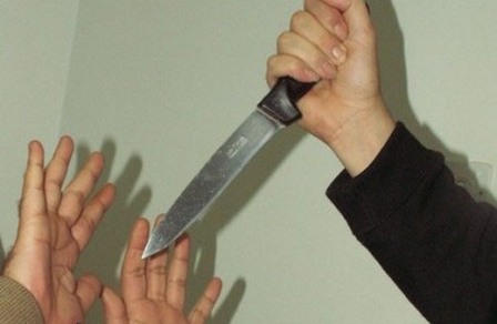 درك سيدي إسماعيل يستعمل ''لاكريموجين'' في مواجهة رب أسرة هدد بذبح زوجته وصغيريه