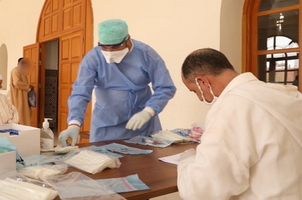 كورونا تضرب قطاع الصحة بالجديدة.. اصابة 4 أطر صحية بالاقليم واغلاق مستوصف بعاصمة دكالة