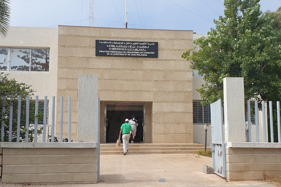 اسناد مهام إلى  أطر غير متخصصة بمديرية التجهيز بالجديدة يتسبب في عرقلة مشاريع استثمارية هامة