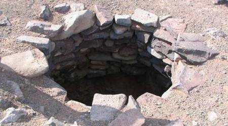 وفاة 5 أشخاص من عائلة واحدة اختناقا داخل ''مطمورة'' بإقليم سيدي بنور