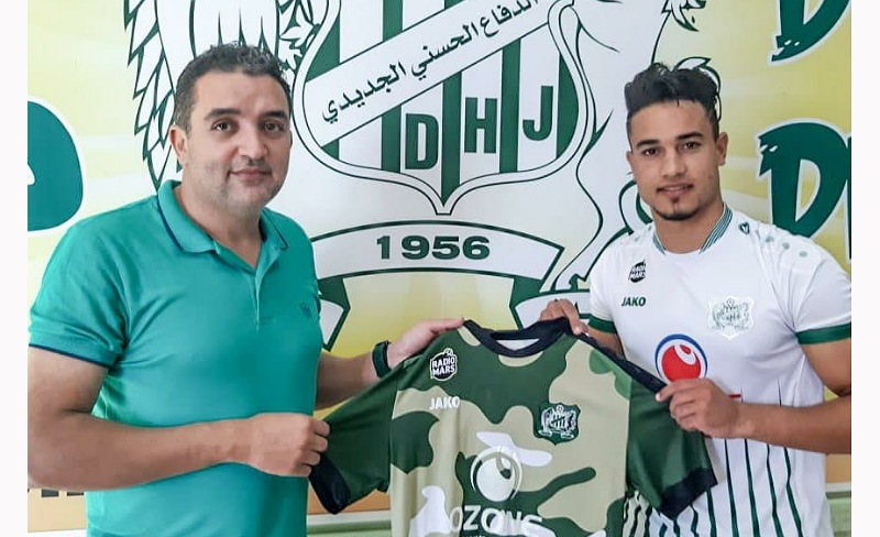 فريق الدفاع الحسني الجديدي يجدد عقود ثلاثة من أهم لاعبيه