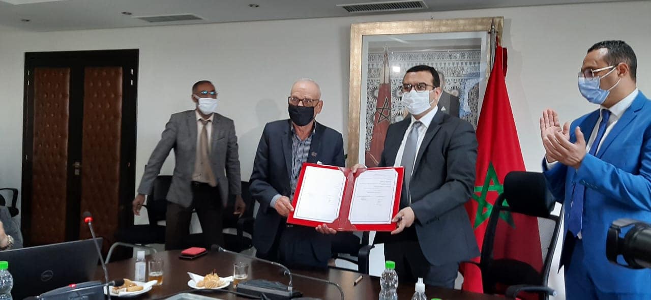 تـوقــيـع اتـفـاقـيـة شـراكـة بـيـن وزارة الـشغـل و جـمعـيـة الـمـنـار للـتـربـيـة والـثـقـافـة ورعــايـة الأسـرة والـطـفـولـة بالجـديـدة