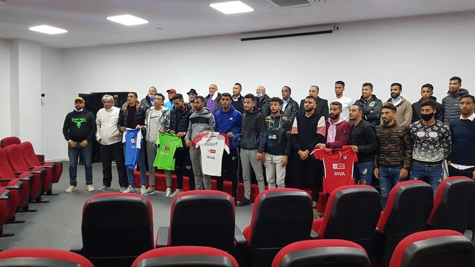 بالصور.. فريق ريال مولاي عبد الله يقدم مجموعة من لاعبيه الجدد