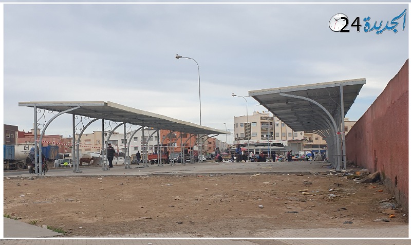 احداث سوق نموذجي لباعة المتلاشيات في حي السعادة وبوادر تشكل سوق عشوائي جديد لبيع الخضر والفواكه