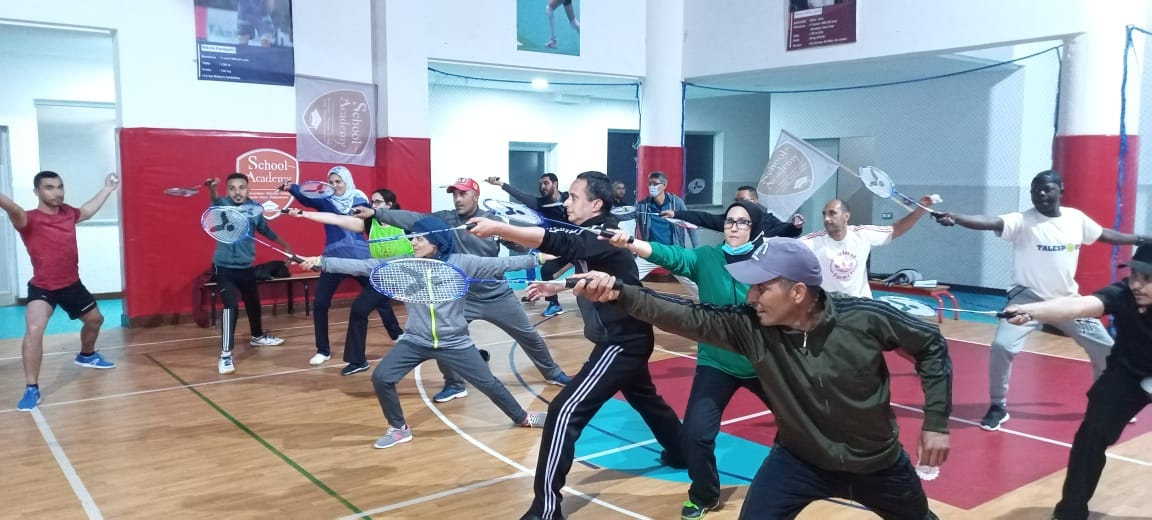 الجامعة الملكية المغربية للبادمنتون تنظم بمؤسسة سكول أكاديمي بالجديدة دورة تكوينية في رياضة البادمينتون
