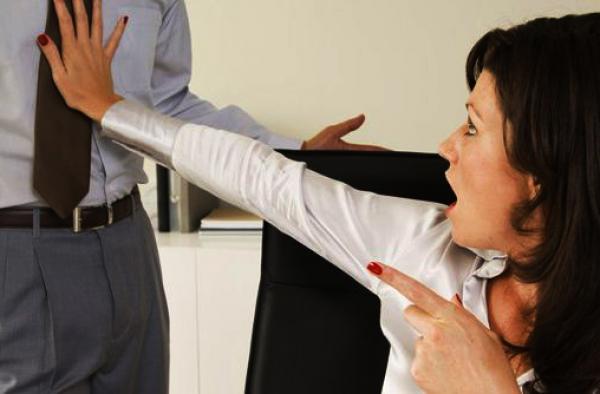 جمعية السناء النسائية بالجديدة تدين استعمال التحرش الجنسي لفض مسيرة للاساتذة المتعاقدين