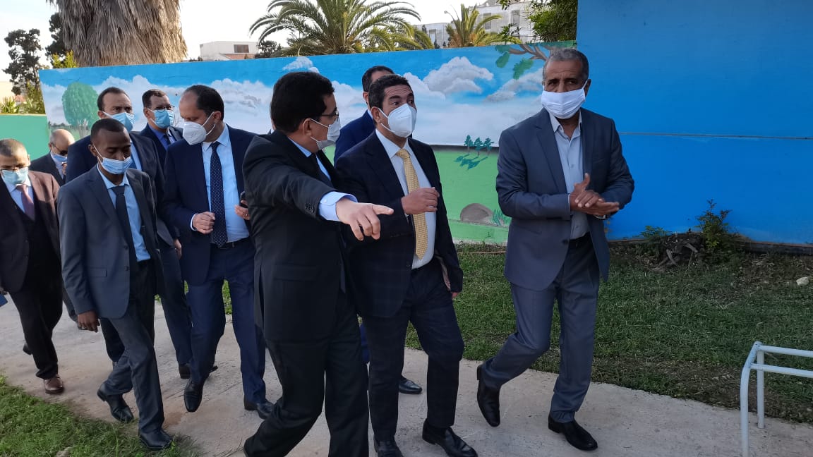 امزازي يشيد بالفضاء الأخضر السوسيو تربوي لإعدادية سيدي محمد بن عبد الله بالجديدة