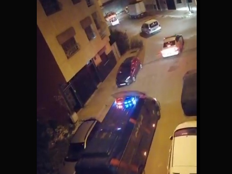 إيداع 15 مراهقا السجن بالجديدة بعد تورطهم في الاعتداء على دوريات أمنية واضرام النار في الشارع العام