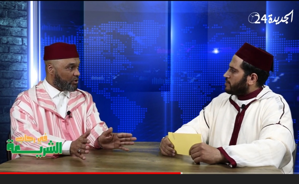 هل يجوز الأكل والشرب أثناء أذان الفجر ؟  الدكتور عدنان زهار يجيب ..