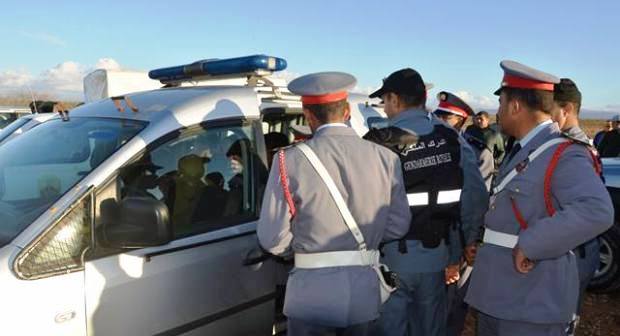 سرية الدرك بسيدي بنور توقف 6 مبحوث عنهم وطنيا وتحجز 30 لتر من الماحيا و 15 كلغ من المخدرات أيام عيد الفطر