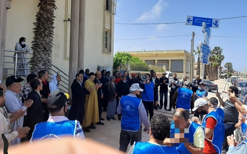 الجزارون بمنطقة مولاي عبد الله يحتجون ضد الجماعة ويطالبون الرئيس بالوفاء بالتزاماته