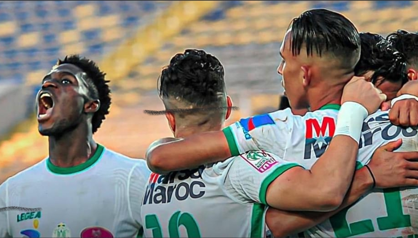 الدفاع الحسني الجديدي يتعثر أمام الرجاء البيضاوي في منافسات البطولة