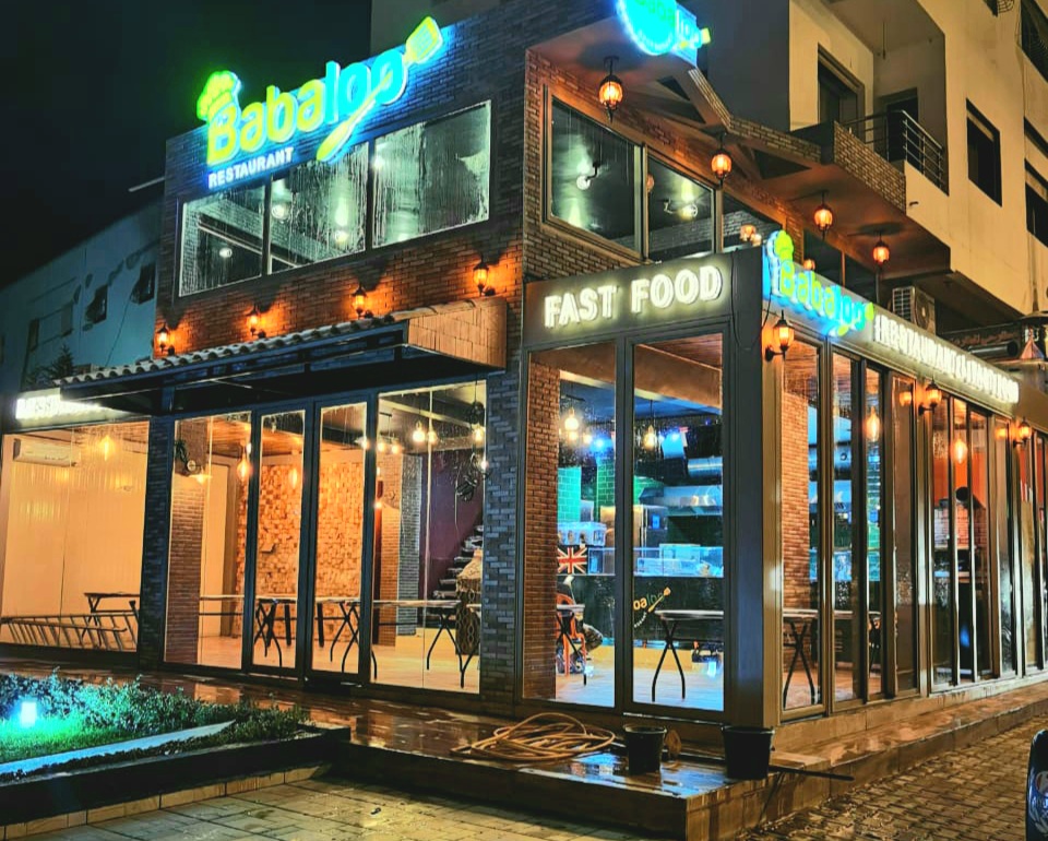 بالصور.. افتتاح مطعم BABALOO للوجبات السريعة في حي المطار بالجديدة