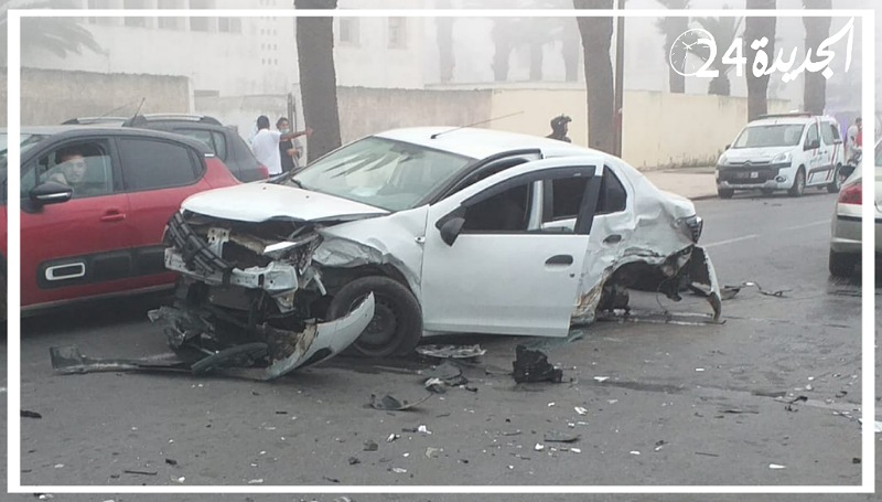 بالصور .. خسائر مادية كبيرة في اصطدام عدة سيارات بوسط الجديدة