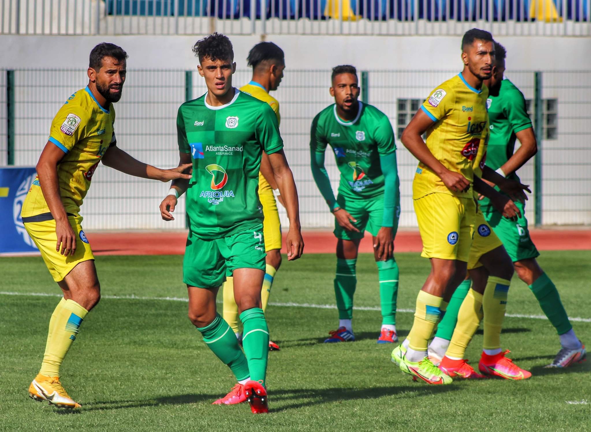 نهضة الزمامرة و أولمبيك الدشيرة يتعادلان في قمة الدورة الثامنة من القسم الثاني