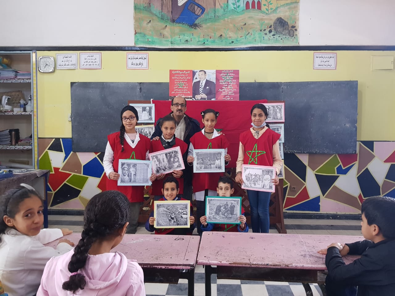 تخليد ذكرى وثيقة الاستقلال بمدرسة ابن حمديس بازمور