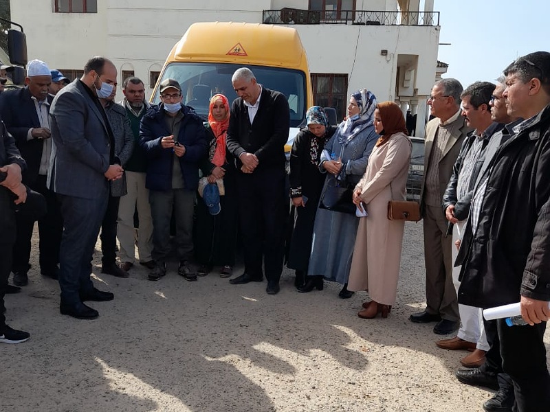 تلامذة دوار سيدي بونوار باولاد غانم يستفيدون من النقل المدرسي