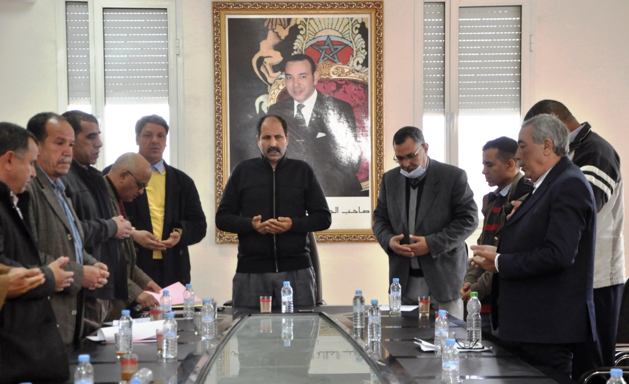 مجلس جماعة الغربية يصادق على شراء حافلة صغيرة للجمعيات الرياضية والخدمات الاجتماعية