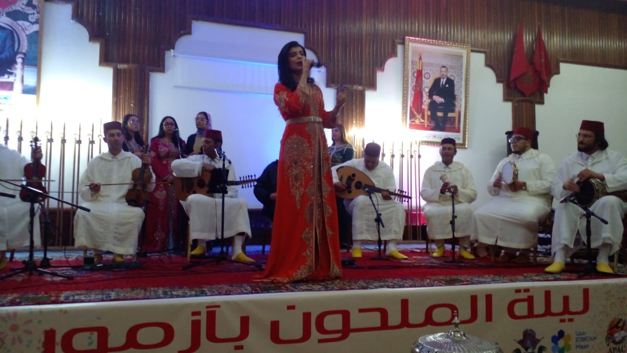 أيقونات فن الملحون بآزمور يمتعن عشاقه في ليلة الملحون   احتفاء بالشاعر أحمد برقية