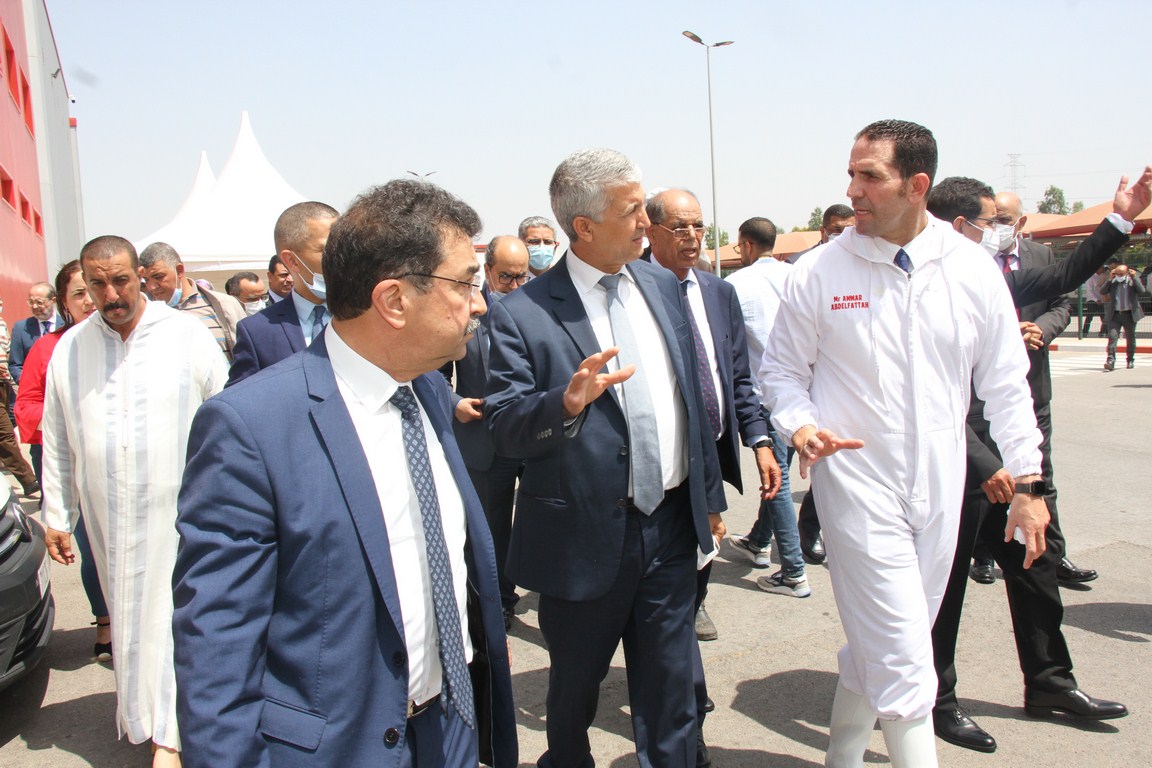 وزير الفلاحة في زيارة لأكبر مجزرة عصرية للحوم الحمراء بإقليم الجديدة
