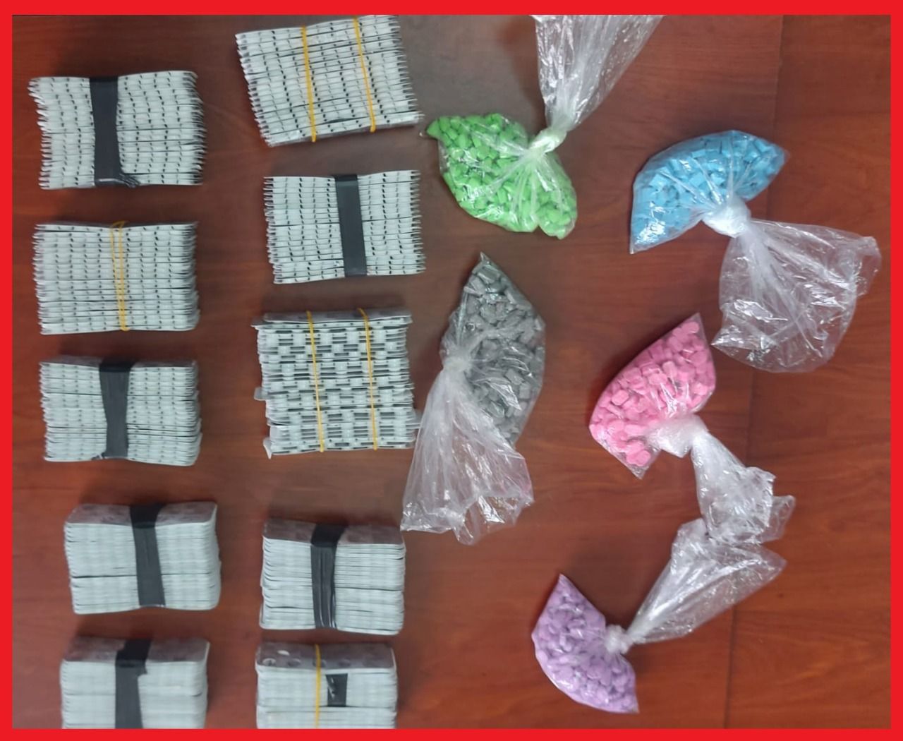 المصالح الامنية تضبط بمدينة طنجة 7000 من الأقراص المهلوسة كانت في طريقها إلى مدينة الجديدة