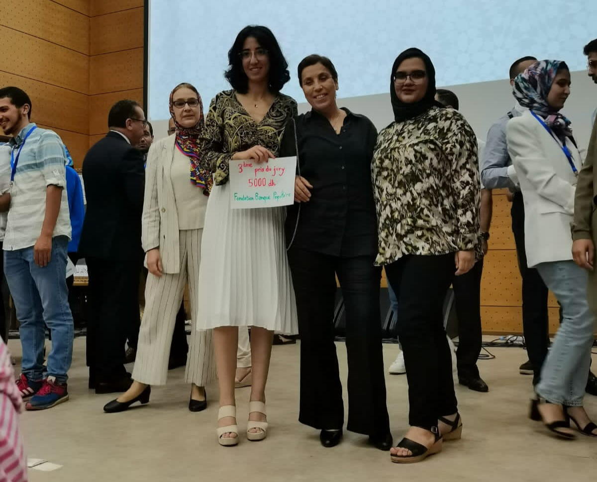 جامعة شعيب الدكالي تُتوج في المسابقة الوطنية ''أطروحتي في 180 ثانية'' المقامة بمدينة فاس