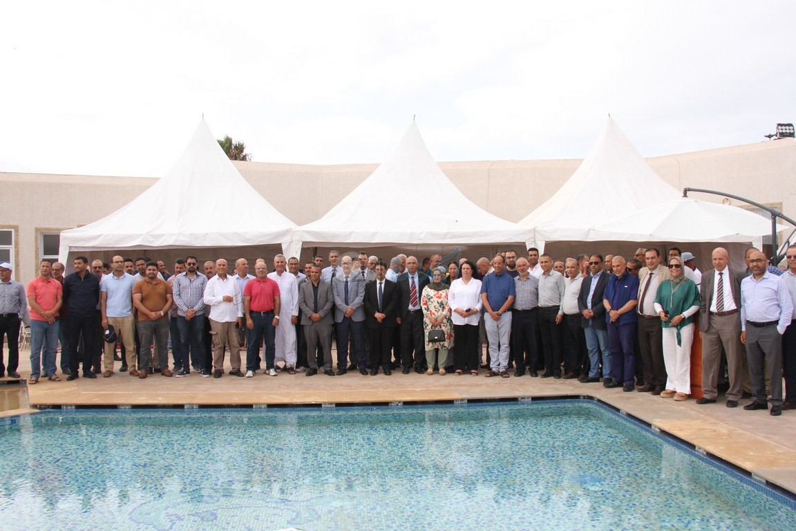 تنظيم حفل تكريم كبير بمناسبة تقاعد عبد الرحمان نايلي المدير الجهوي للاستثمار الفلاحي