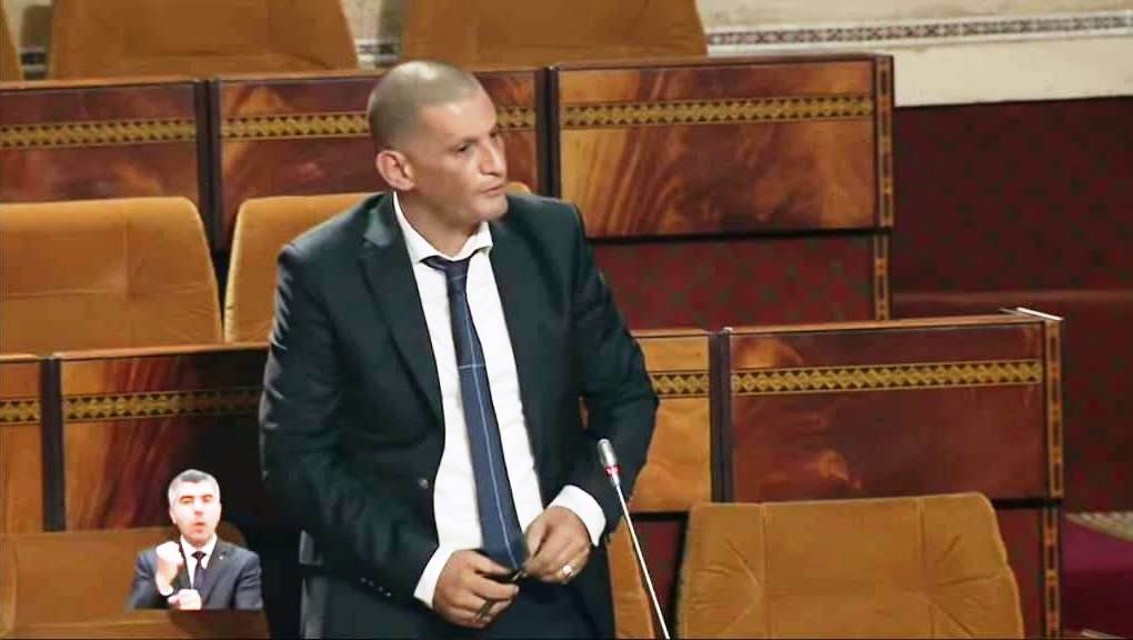 البرلماني عن دائرة سيدي بنور عبد الكريم أمين يطالب بإنشاء ميناء بحري بالوليدية