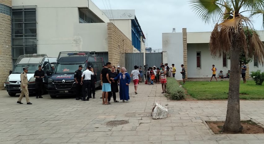 منع عمال وعاملات في قطاع الطحالب من ولوج ميناء الجديدة