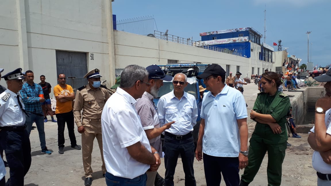 انطلاق موسم جني الطحالب بإقليم الجديدة والمهنيون يطالبون بتشديد المراقبة بالميناء ضد الخارجين عن القانون