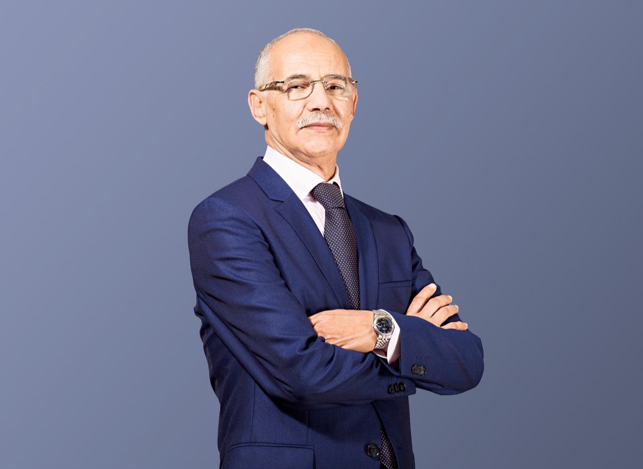 رئيس جماعة الجديدة يهاجم المعارضة ويطالبها بالمساهمة في النقد البناء بدل ''التعطيل والفرملة''