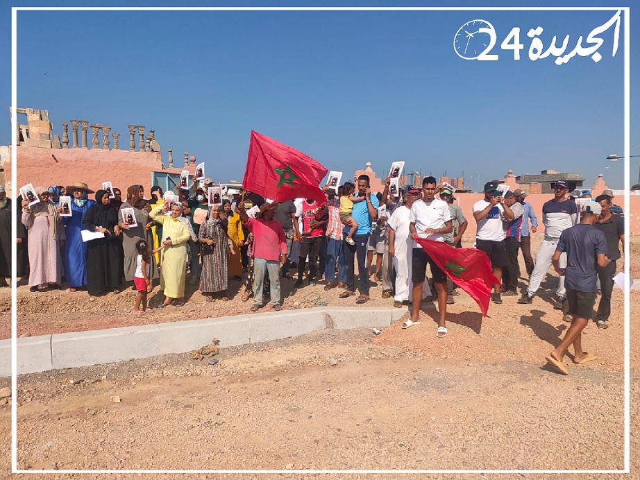 السلطات تغلق 23 ورشة لصنع الآجور بالجديدة وسط احتجاجات عارمة في صفوف العمال وأرباب الورشات