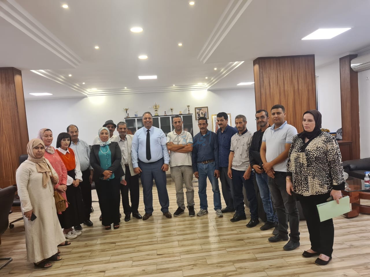 المدير الإقليمي للتعليم يعقد لقاء مع الجمعيات الشريكة في تسيير أقسام التعليم الأولي العمومي بمديرية الجديدة