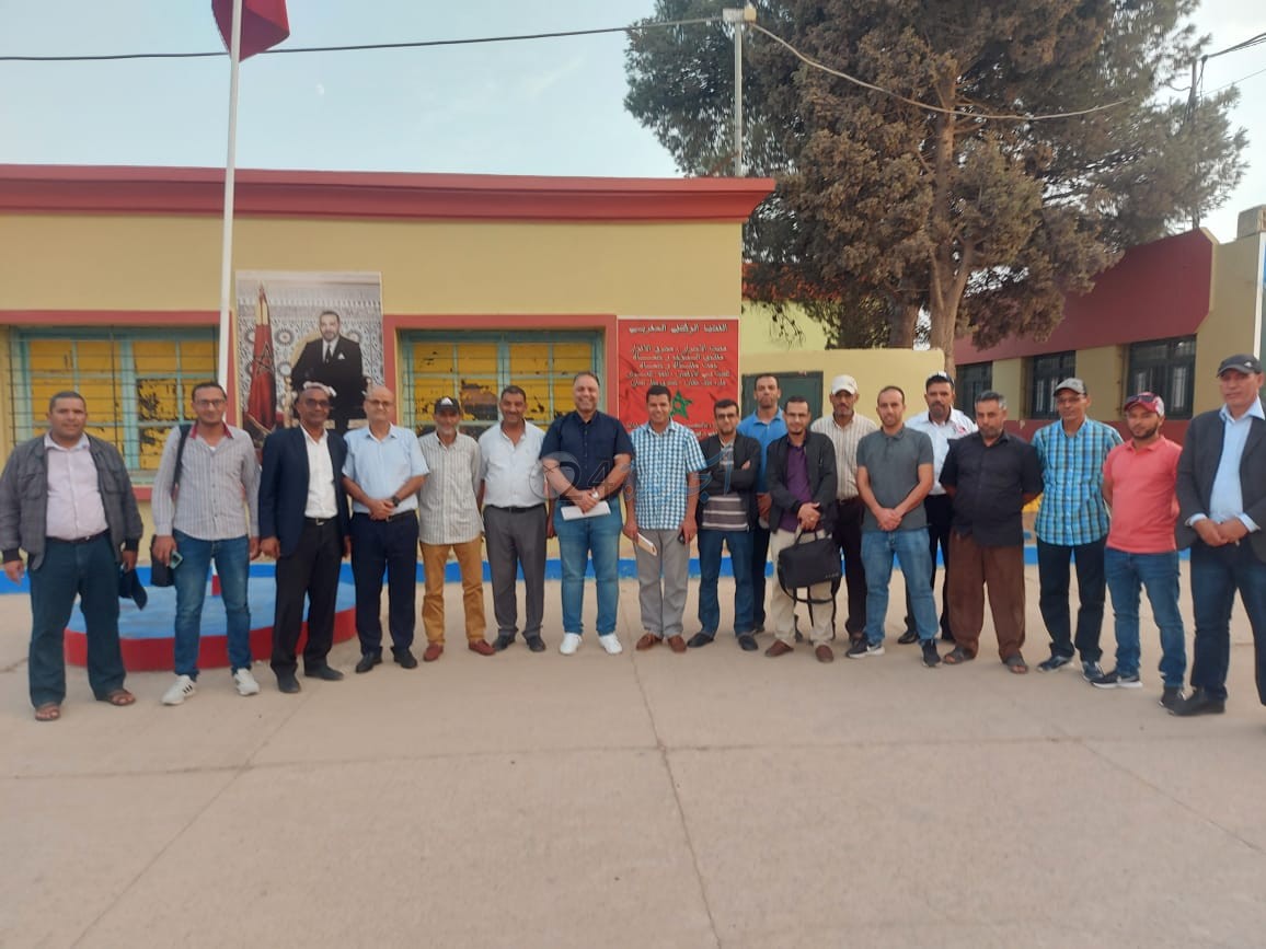 المدير الإقليم لوزارة التربية الوطنية  بالجديدة يبدأ  لقاءات تواصلية مع الأطر التربوية والإدارية بالمؤسسات التعليمية