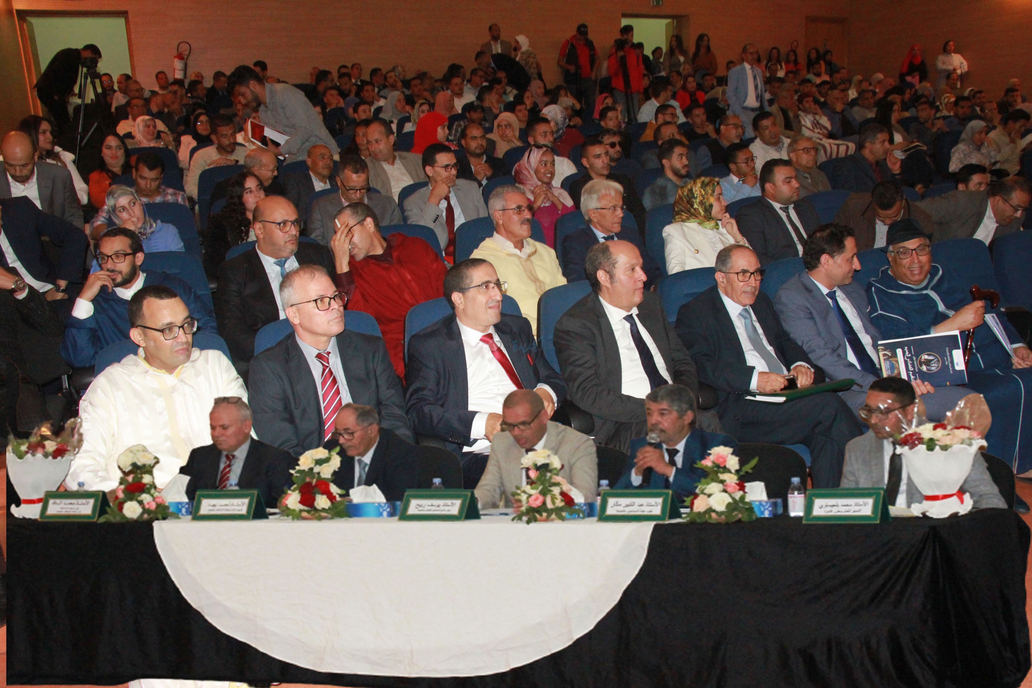 بالصور ... نادي المحامين الشباب بالجديدة يكسب رهان تنظيم ندوة وطنية