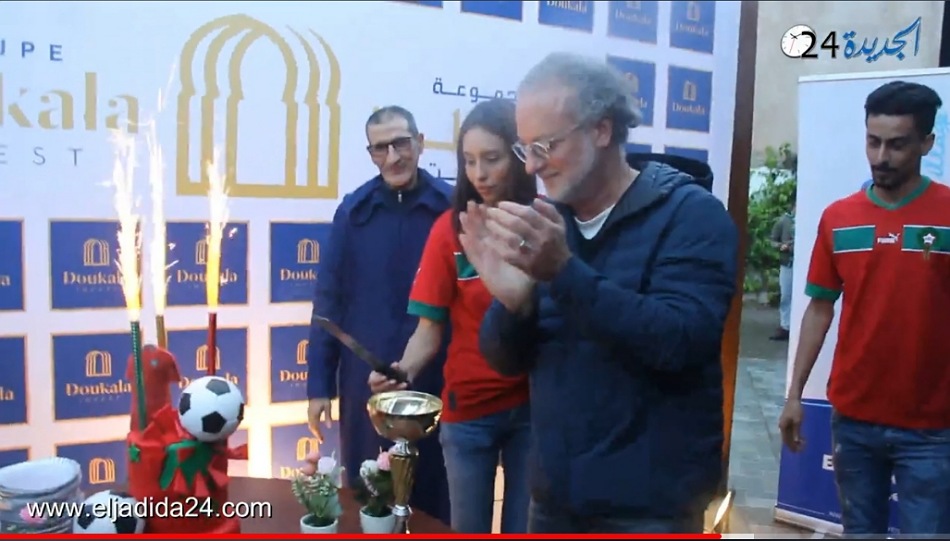 مقهى Le bon régal باقامات النخيل بالجديدة تحتفي بتأهل المنتخب بطريقتها الخاصة