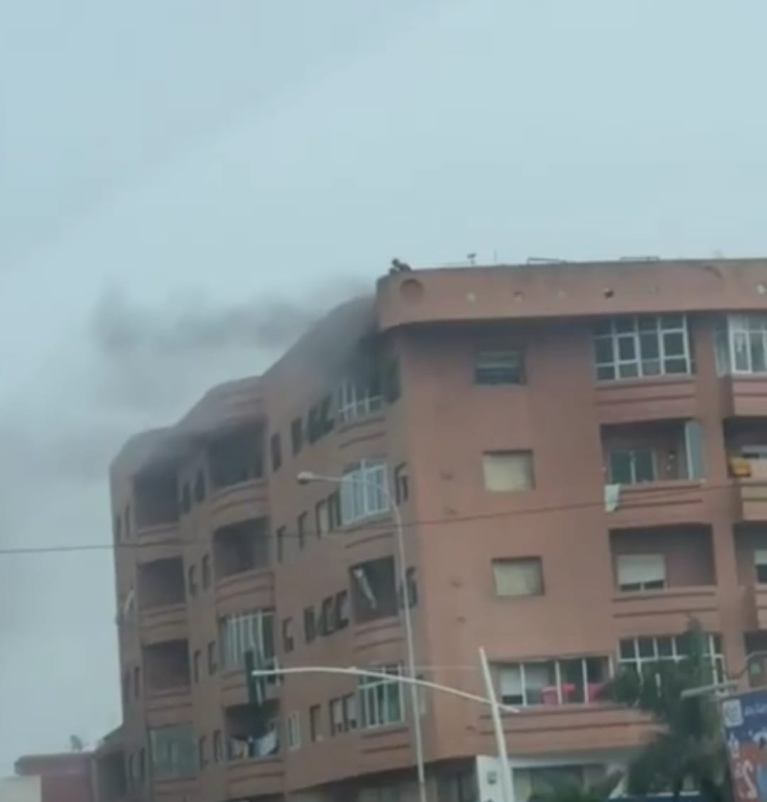 '' مجمر'' يتسبب في حريق بإحدى الشقق السكنية بمدينة الجديدة