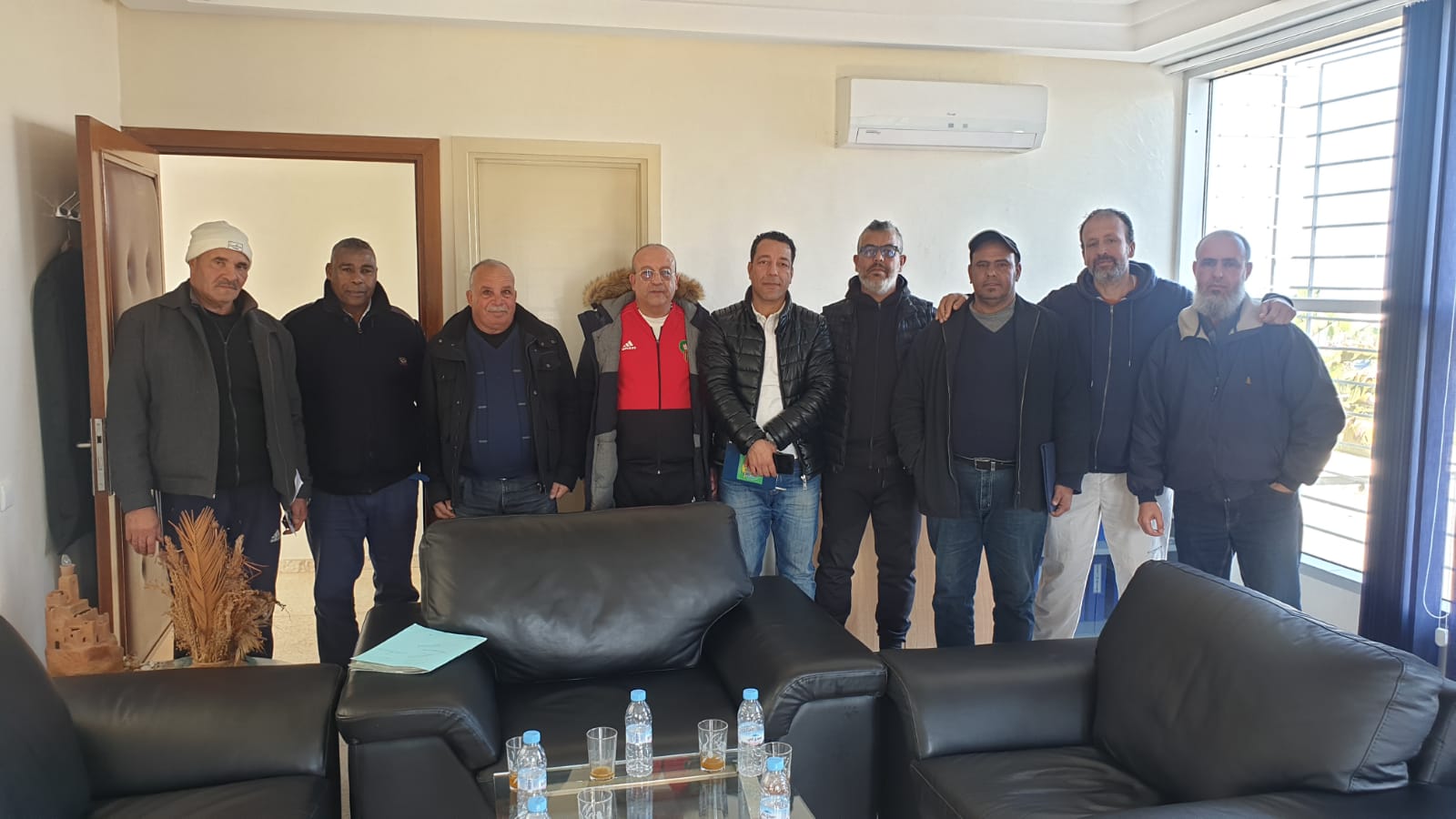 اشكالية قوارب صيد السردين البيضاوية بالجديدة.. محور لقاء هيئات و جمعيات مع مندوب الصيد البحري