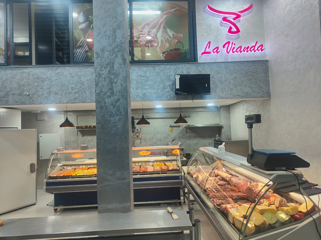 الجديد بمدينة الجديدة.. افتتاح جزارة عصرية تحمل اسم ''لافيوندا'' قرب شارع ابن باديس