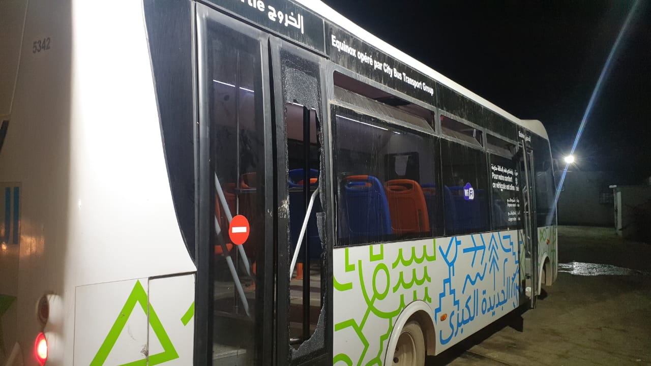 مجهولون يعتدون على سائق حافلة للنقل الحضري بالجديدة ويرسلونه إلى قسم المستعجلات