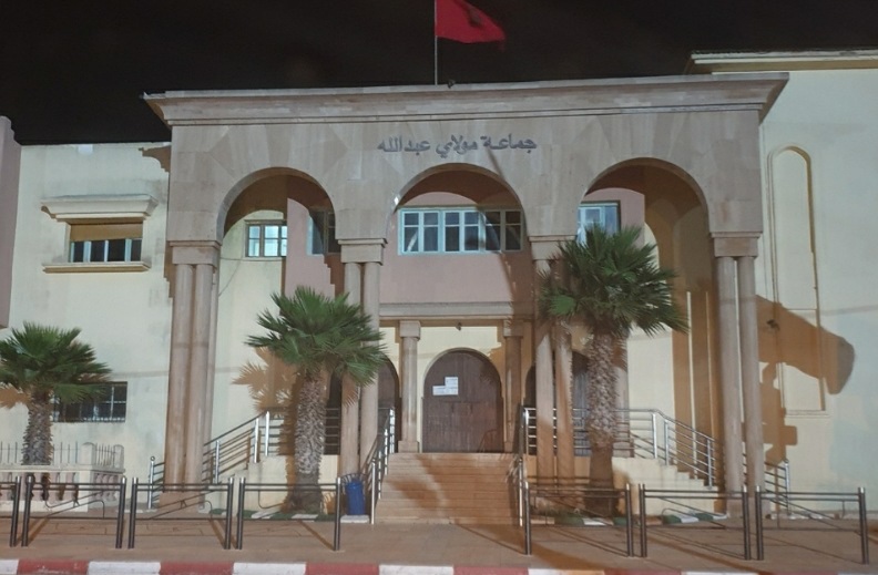 تقرير رسمي يكشف عن اختلالات كبيرة في قطاع النظافة وجمع النفايات بجماعة مولاي عبد الله