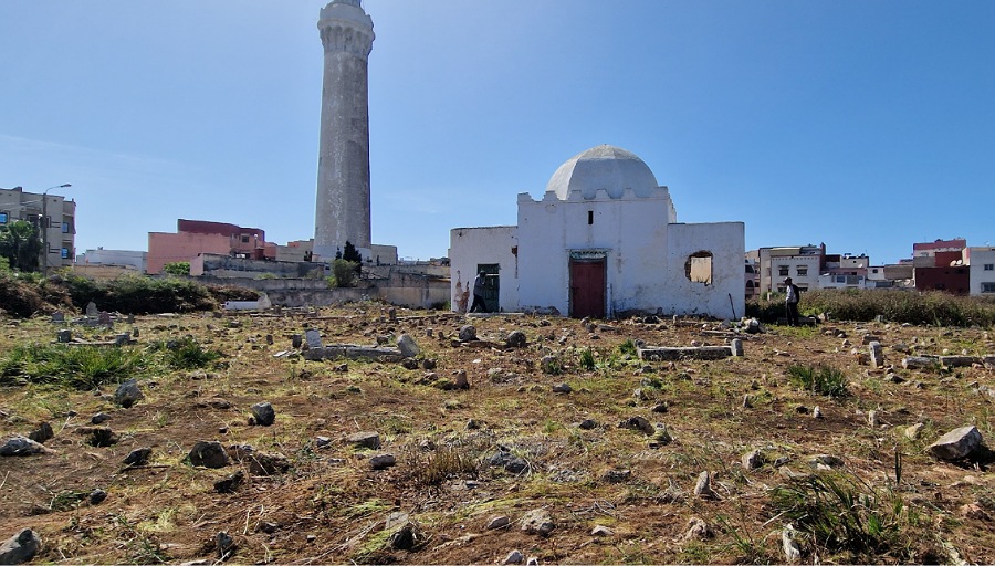 استئناف أشغال تهيئة وتنظيف مقبرة سيدي بوافي العتيقة بالجديدة