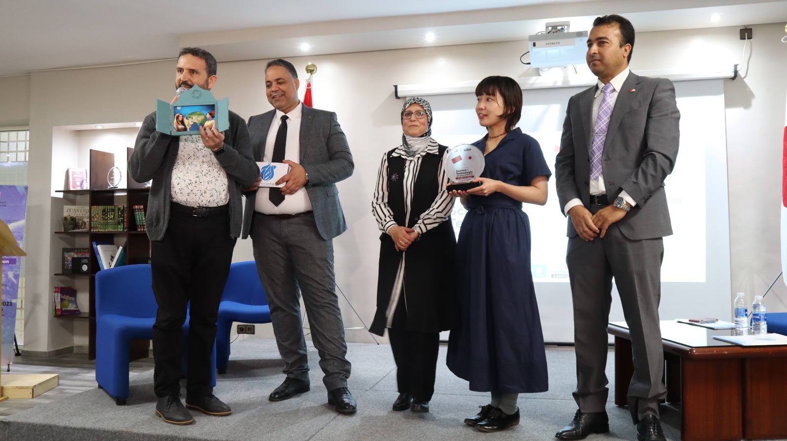 وفد ياباني يزور مؤسسة إحسان بالجديدة بحضور المدير الإقليمي وعالم الفضاء رشيد عمروس