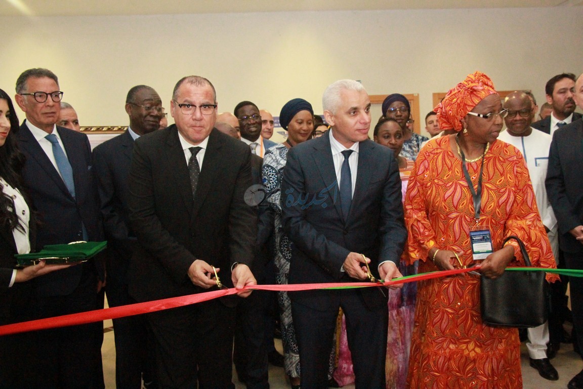 وزير الصحة خالد ايت الطالب يعطي انطلاقة المعرض الدولي للصحة بالجديدة