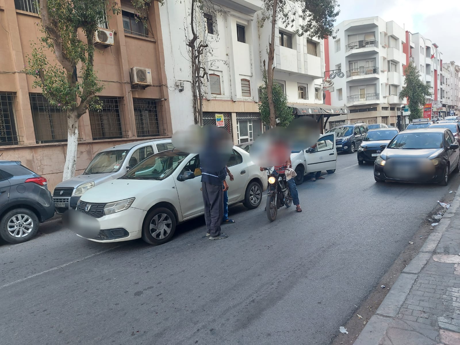 شجار بين سائقي سيارة أجرة بوسط الجديدة ينتهي في قسم المستعجلات بالمستشفى