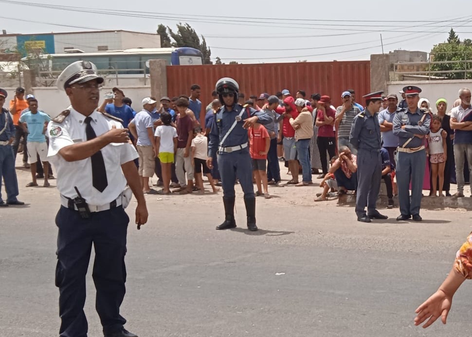 العشرات يحتجون قرب الحي الصناعي للجديدة للمطالبة برفع التهميش والاقصاء منذ عقود