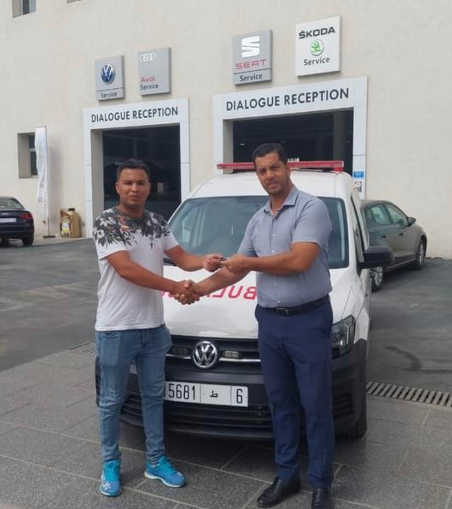 يونس ابو الفراج يهدي سياراة اسعاف لفريق اتحاد الغنادرة لكرة القدم