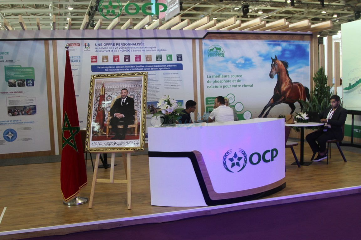 زيارة وفد من الصحافة لرواق المجمع الشريف للفوسفاط بمعرض الفرس بالجديدة